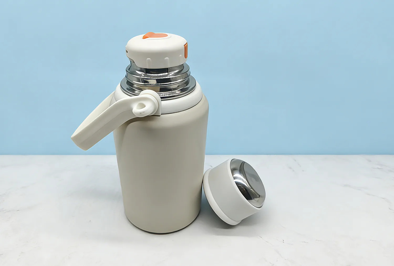 Ang prinsipyo ng pagkakabukod ng Vacuum flask.